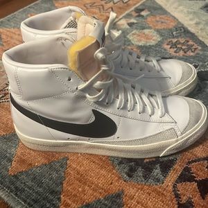 Nike Blazer Mid '77 Vintage Women's Shoes